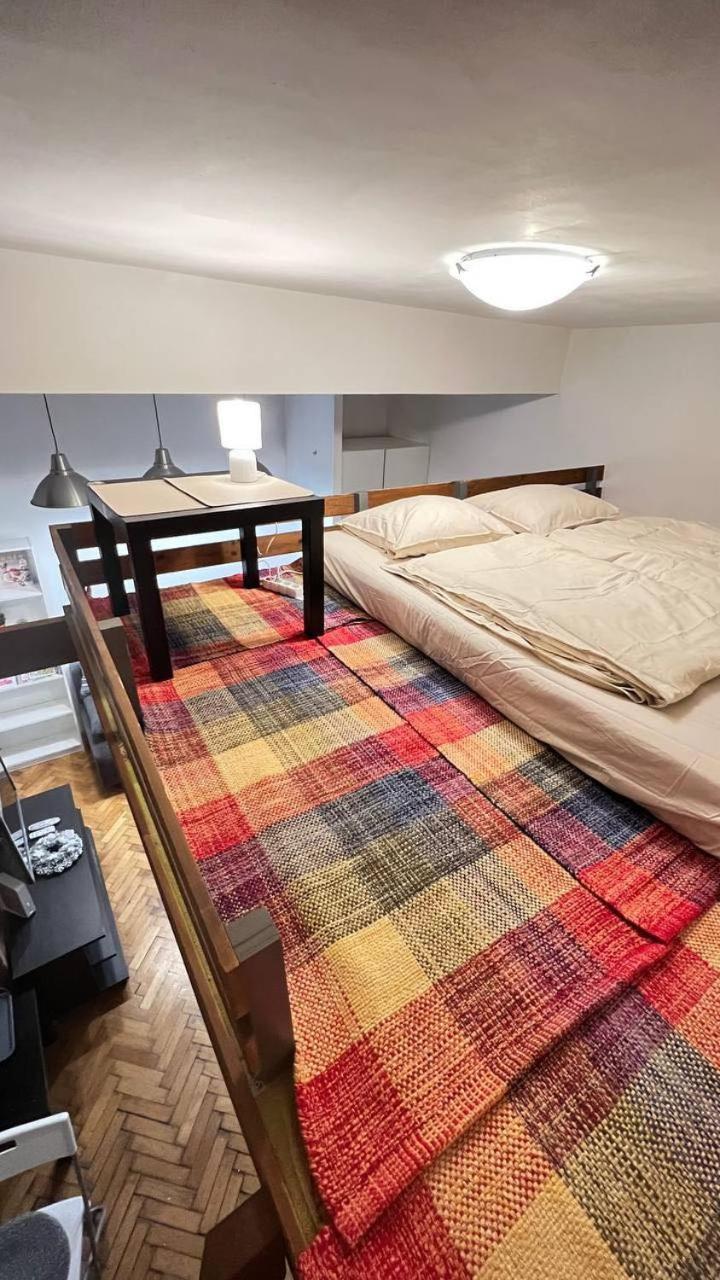 Apartment Comfort Place Brno, Hybesova *